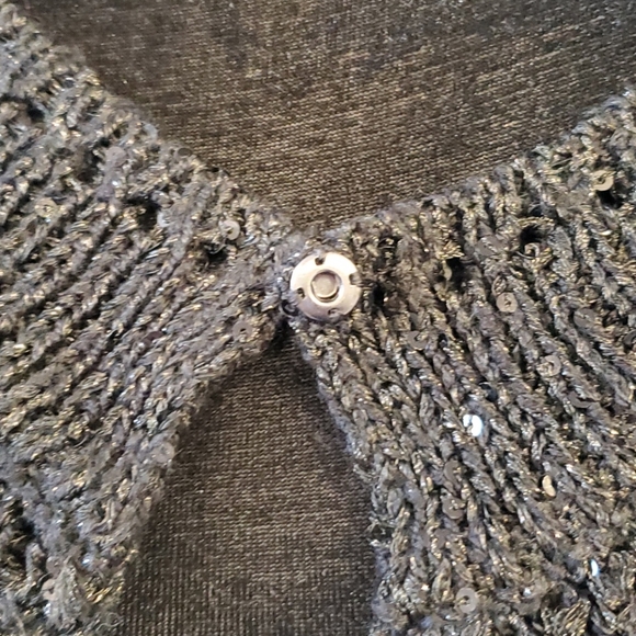 NWOT Jennifer Lopez Sequenced Snap Caridgan - Picture 7 of 15